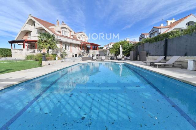 Casa-chalet en Venta en Barrio de Gandia en Plentzia