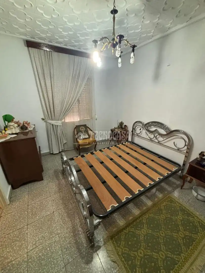 Habitación de Casa adosada en venta en Puertollano