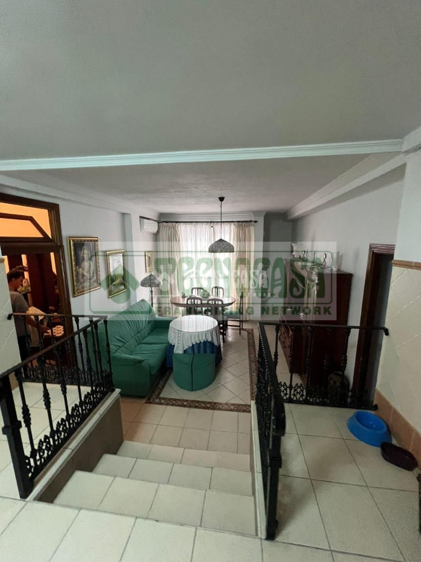 Sala de estar de Casa adosada en venta en Setenil de las Bodegas con Calefacción