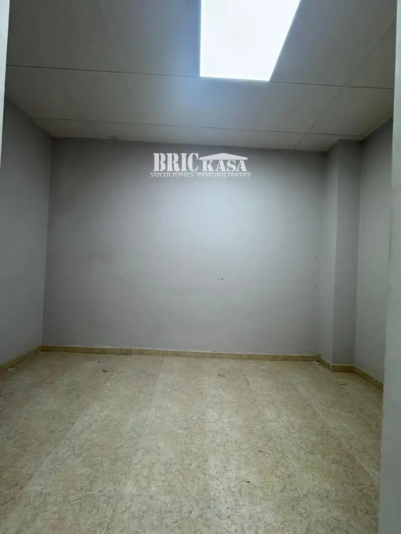 Local comercial en alquiler en SANTA LUISA DE MARILLAC, imagen 4