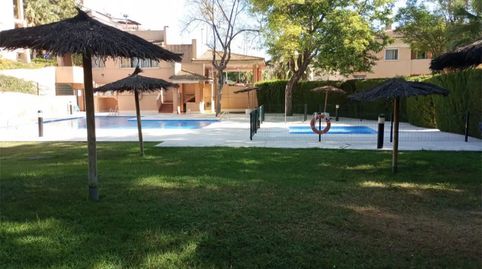 Foto 3 de Ático en venta en Calle Altozano, 11, Santa Eufemia, Tomares