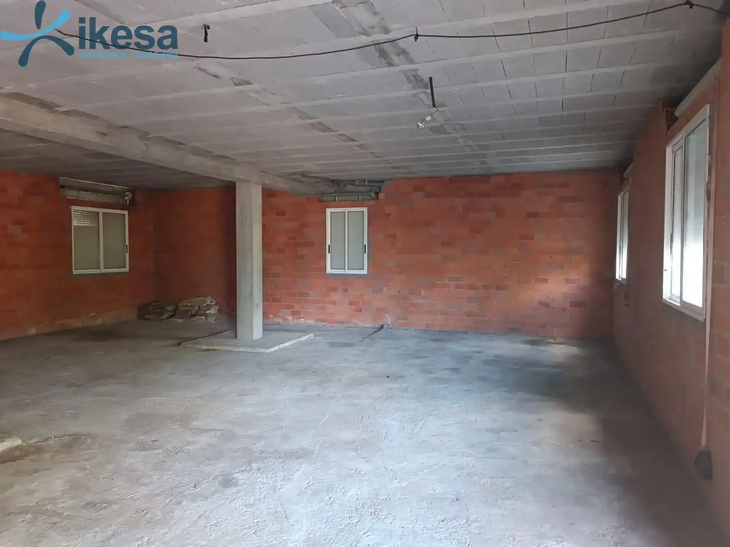 Casa o xalet en venda en Entrimo amb Jardí privat