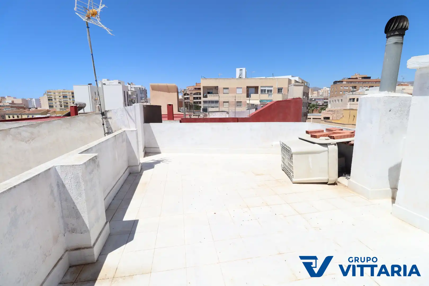 Terraza de Casa adosada en venta en Almería con Aire acondicionado, Terraza y Trastero