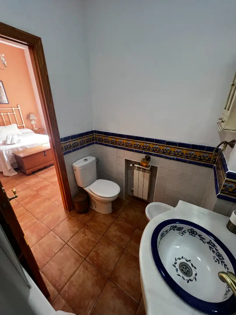 Bathroom of Detached homes for sale in Córdoba  with Air Conditioner, Heating and Private garden