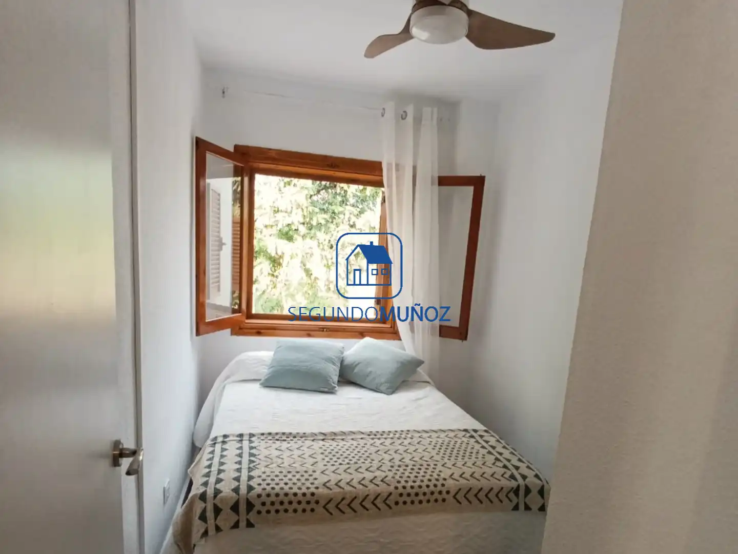 Dormitori de Apartament en venda en Mazarrón amb Terrassa, Traster i Piscina comunitària