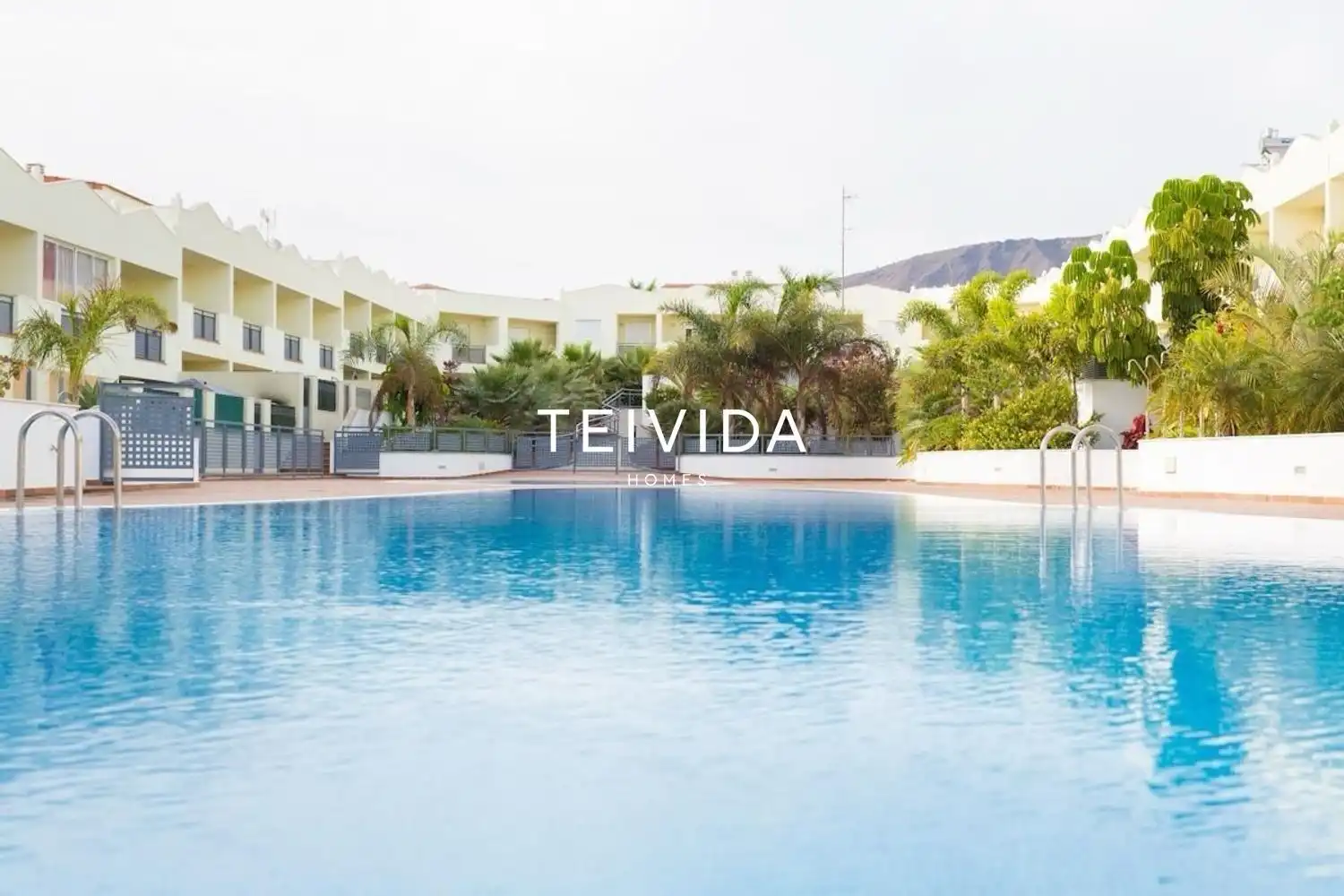 Adossat amb piscina en venda a Calle El Brezo, imagen 26