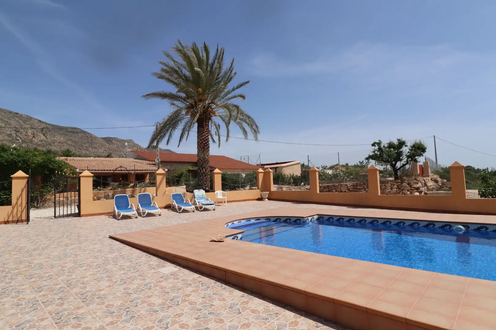 Casa rústica con jardín en venta en Hondón de las Nieves / El Fondó de les Neus, imagen 22