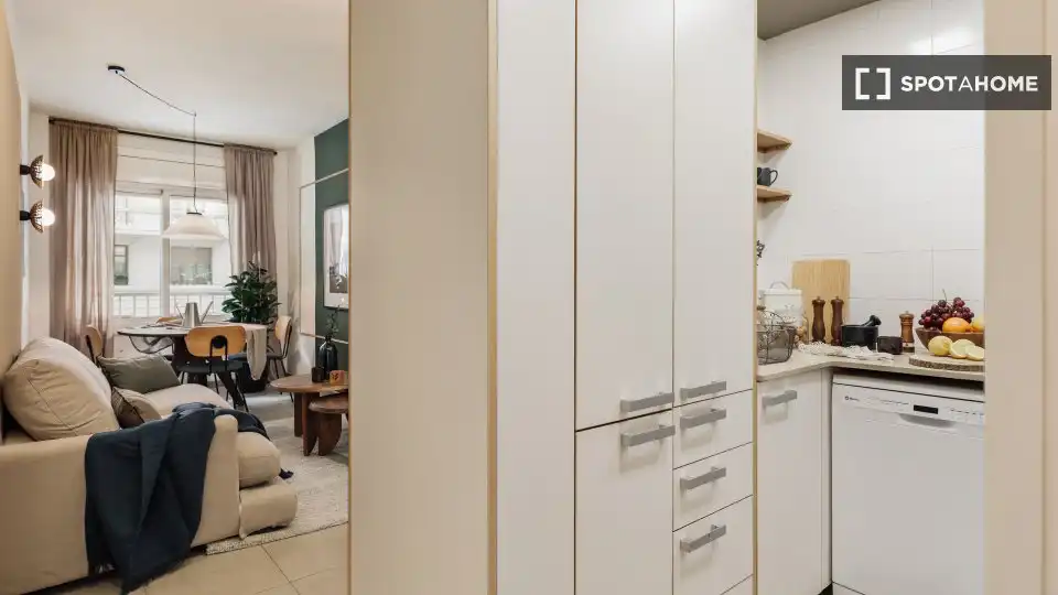 Cocina de Piso de alquiler en Barcelona con Aire acondicionado, Calefacción y Amueblado