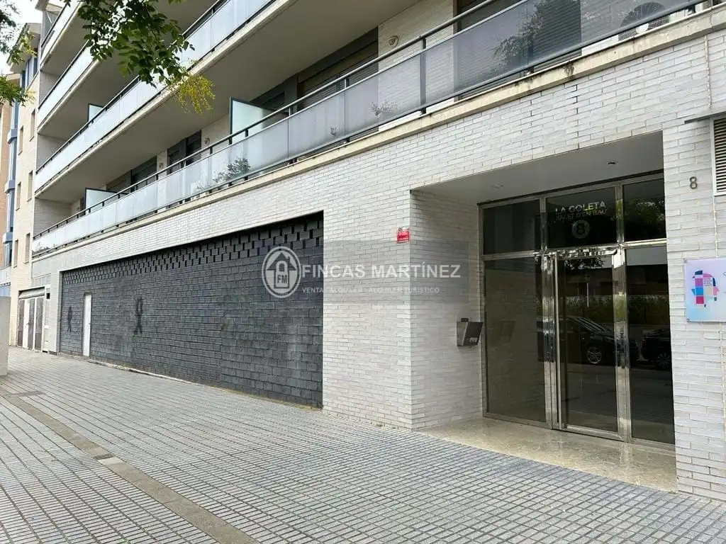 Local de alquiler en calle chalet den bau n, Cambrils Mediterrani