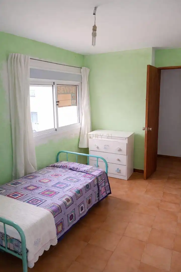 Habitación de Casa adosada en venta en Herrera de Alcántara con Trastero