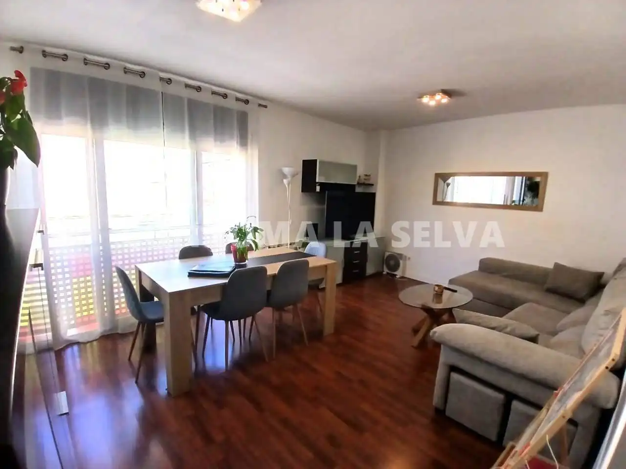 Sala d'estar de Pis en venda en Maçanet de la Selva amb Aire condicionat, Calefacció i Parquet