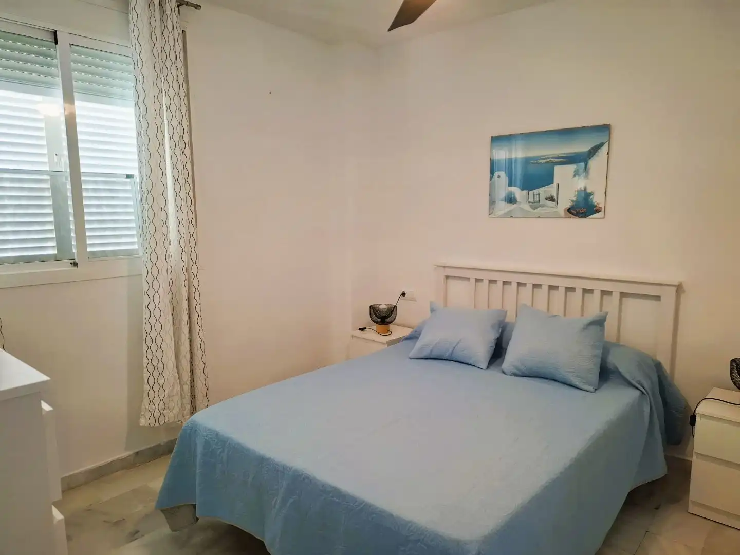 Schlafzimmer von Wohnungen zur Miete in Chiclana de la Frontera mit Klimaanlage, Heizung und Terrasse
