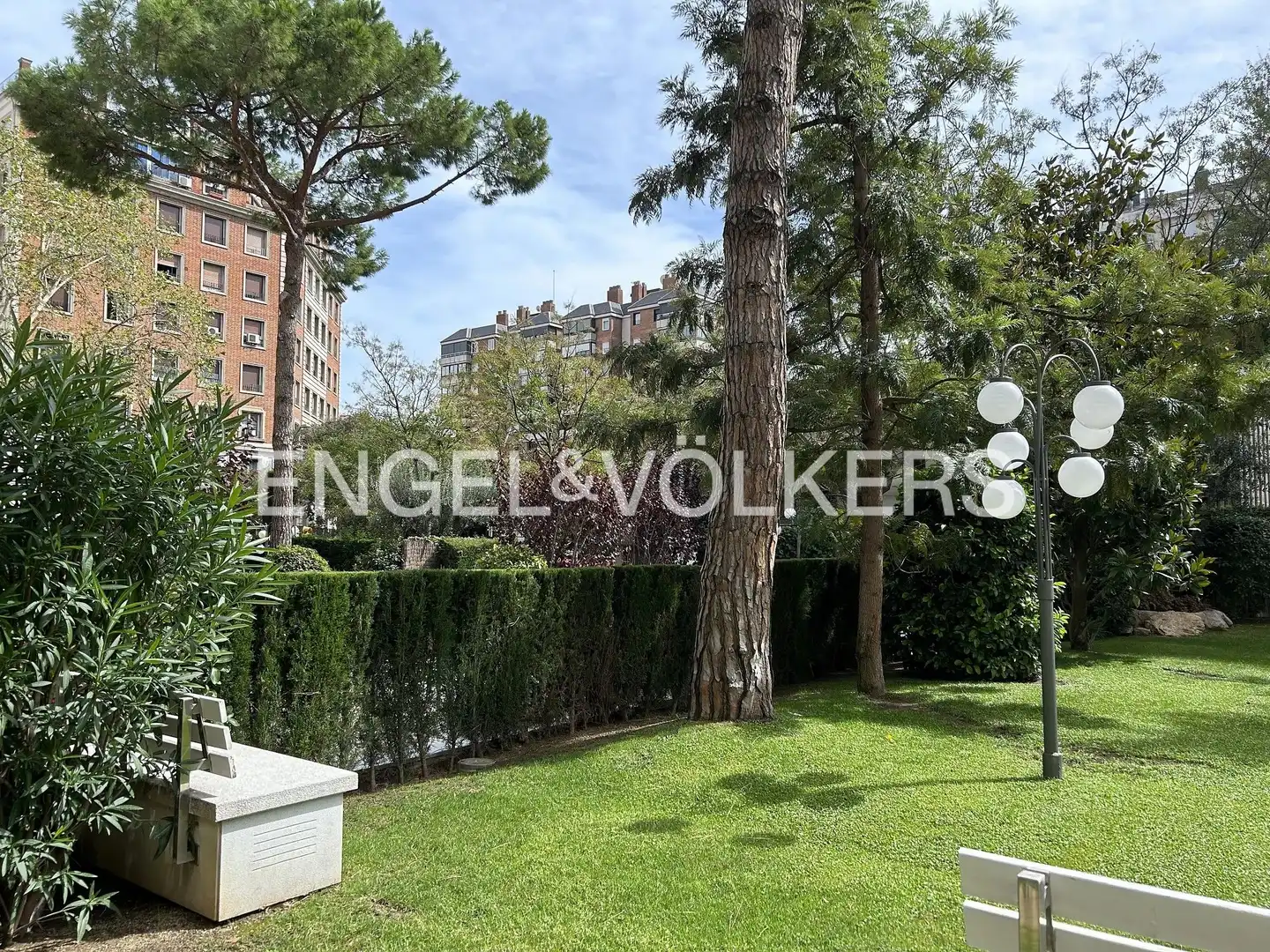 Garden of Flat for sale in Barcelona  with Air Conditioner, Heating and Private garden