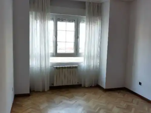 Schlafzimmer von Wohnung zum Verkauf in  Madrid Capital mit Klimaanlage und Terrasse