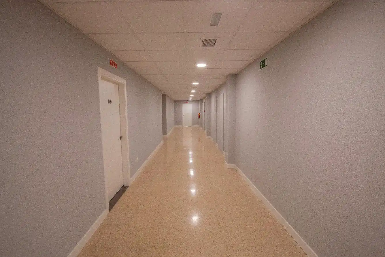 Büro zur Miete in Coslada mit Klimaanlage, Heizung und Alarm