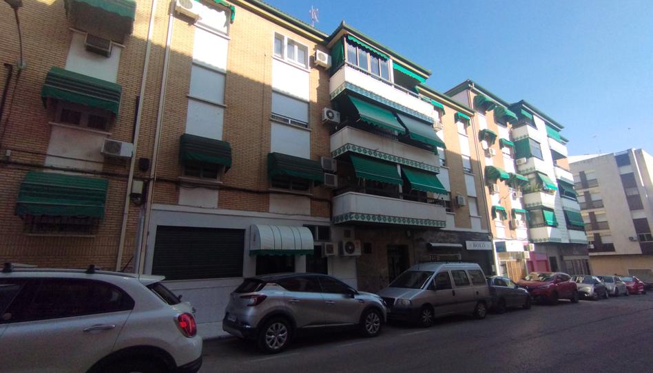 Foto 1 de Piso en venta en Calle Pío XII, Linarejos, Jaén