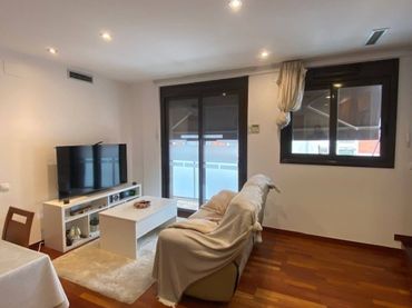 Maisonette mit Balkon zum Verkauf in Calle Barcelona