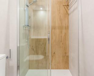 Bathroom of Flat to rent in Badalona  with Air Conditioner, Pets allowed and Internet