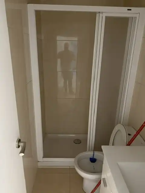 Badezimmer von Büro zur Miete in Barcelona