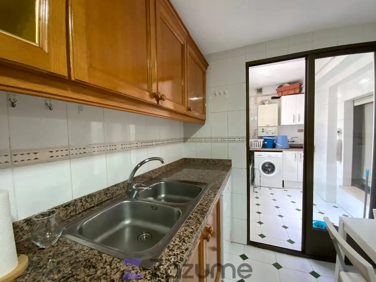 Küche von Wohnung zur Miete in Valencia mit Klimaanlage, Heizung und Terrasse