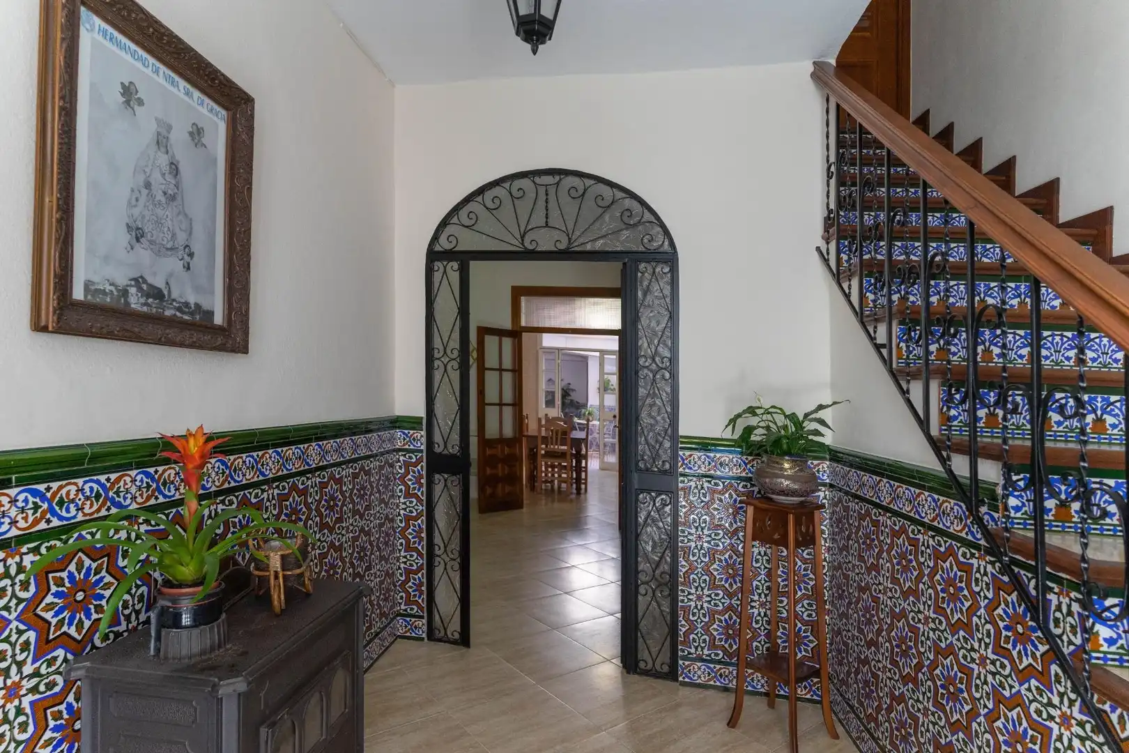 Erdgeschoss zur Miete in Alhaurín El Grande mit Terrasse, Abstellraum und Möbliert