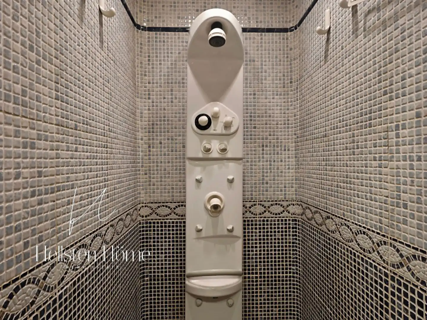 Badezimmer von Geschaftsraum zur Miete in Santa Coloma de Cervelló mit Klimaanlage