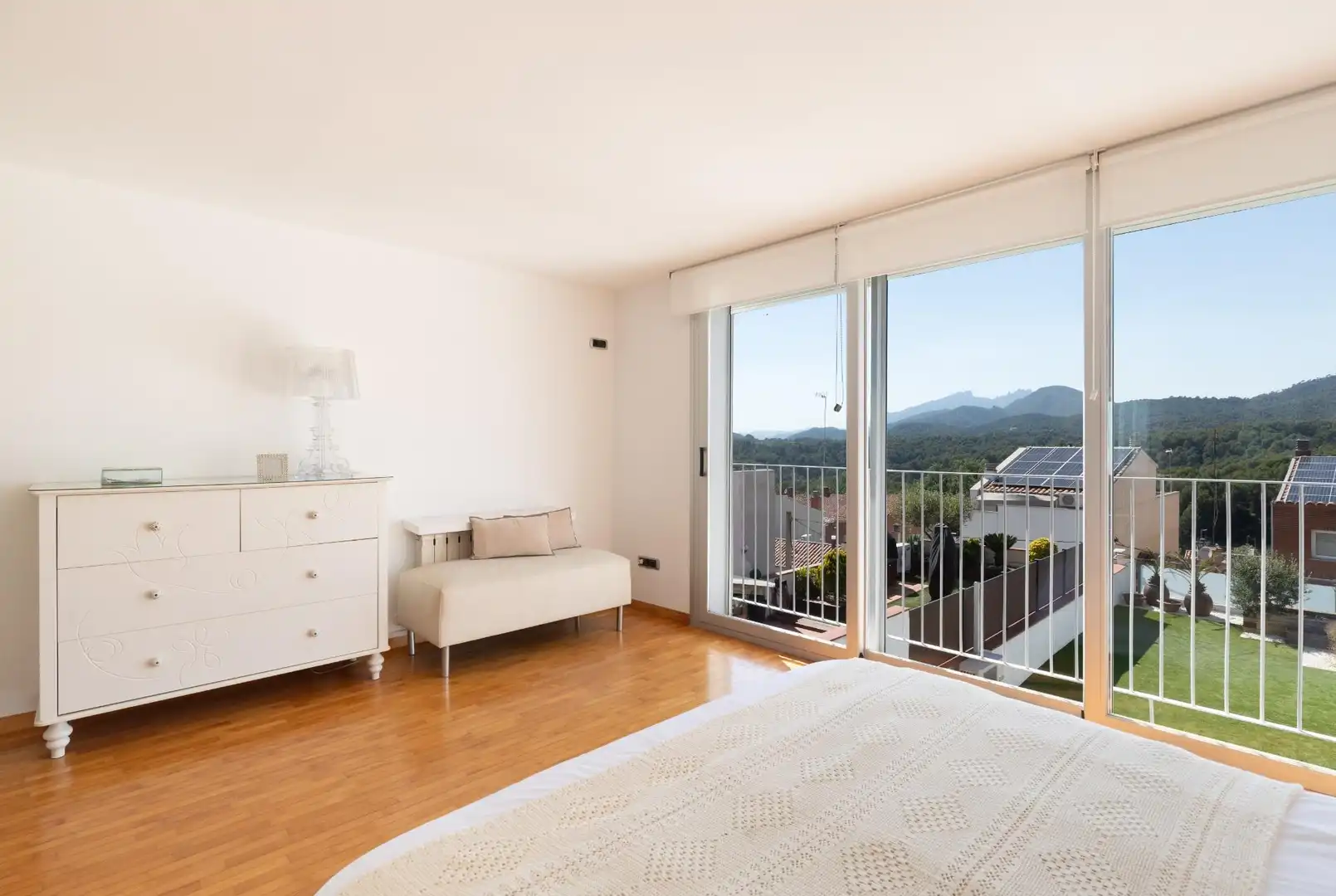 Schlafzimmer von Haus oder Chalet zum Verkauf in Viladecavalls mit Privatgarten, Terrasse und Abstellraum