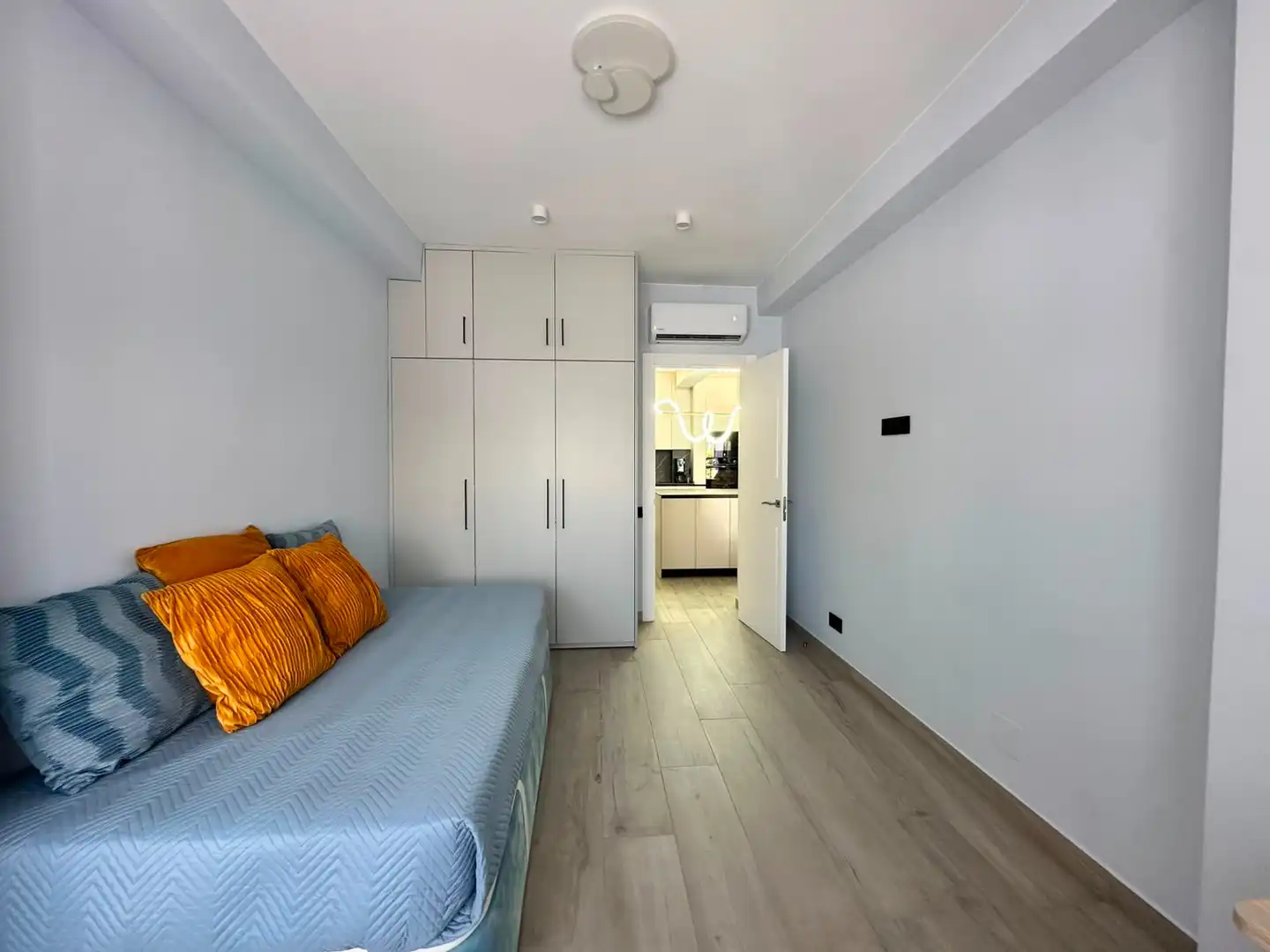 Habitación de Piso en venta en Vélez-Málaga con Aire acondicionado, Calefacción y Terraza