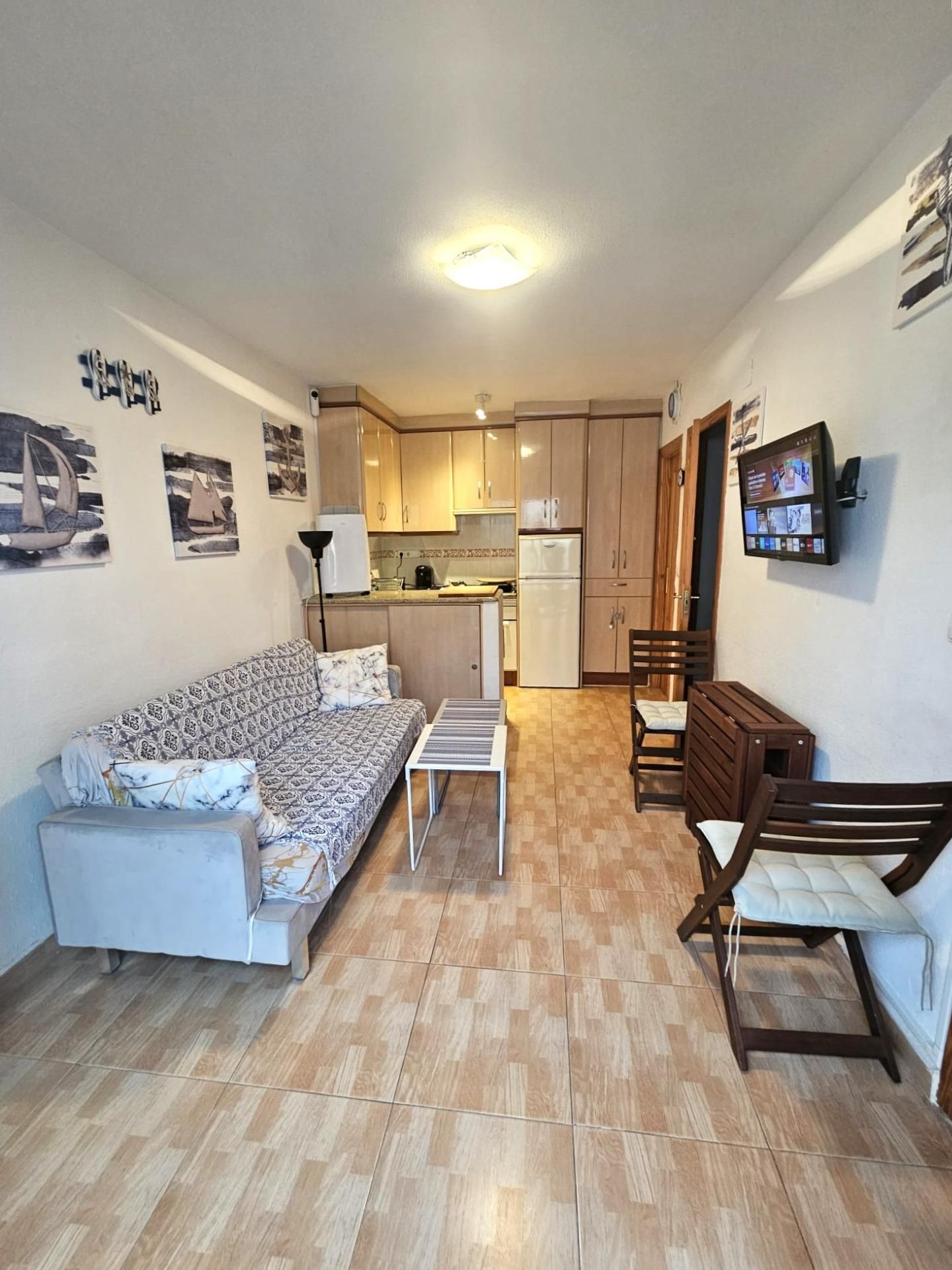 Sala d'estar de Casa o xalet en venda en Torrevieja amb Aire condicionat, Jardí privat i Terrassa