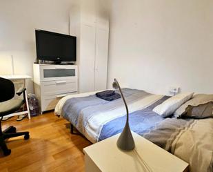 Bedroom of Apartment to share in  Barcelona Capital  with Furnished, Oven and Washing machine