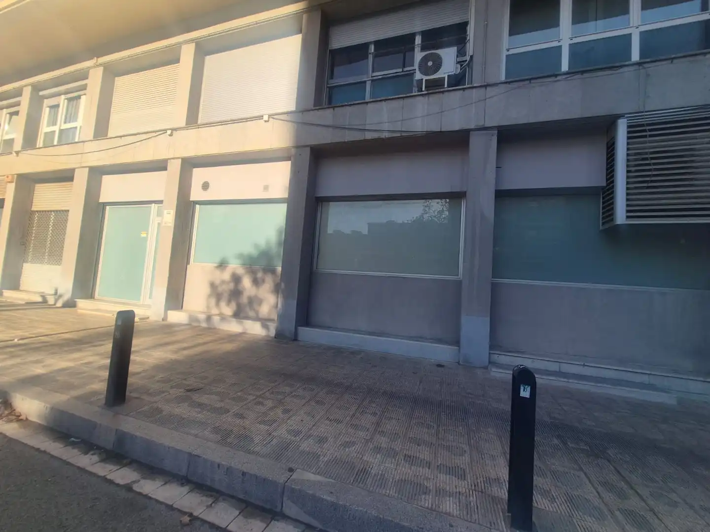 Vista exterior de Local en venta en Barcelona
