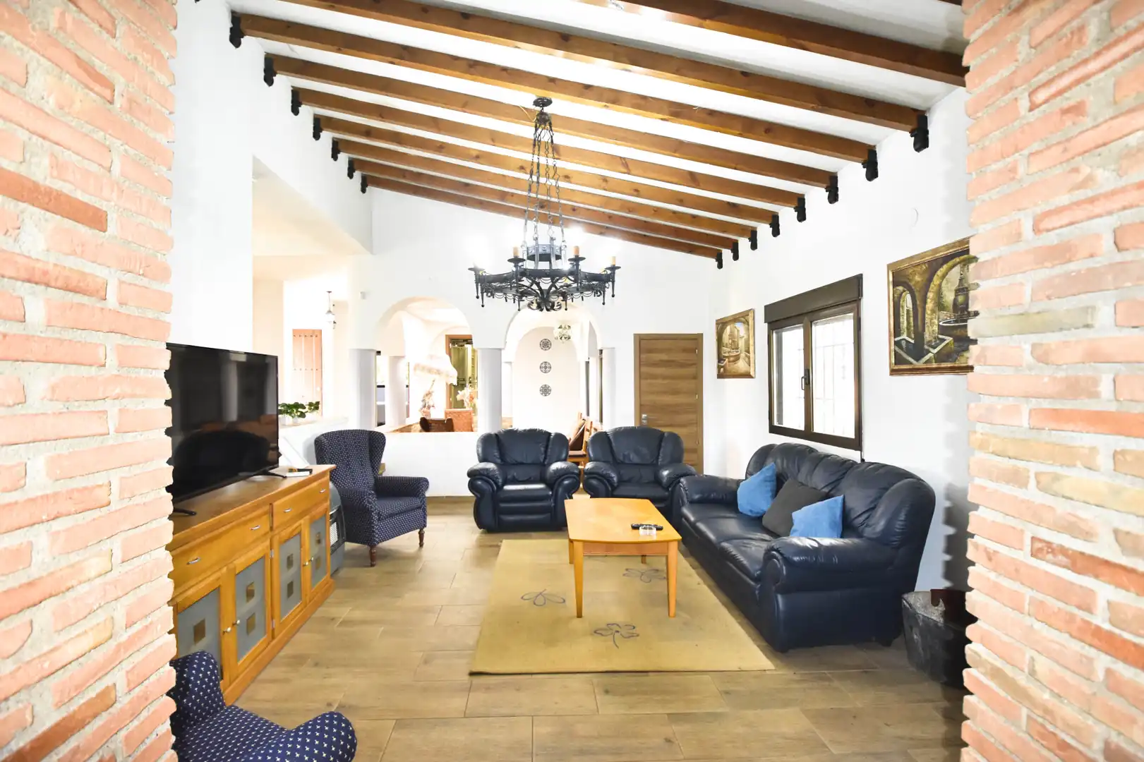 Sala de estar de Casa o chalet en venta en Atarfe con Aire acondicionado, Jardín privado y Piscina