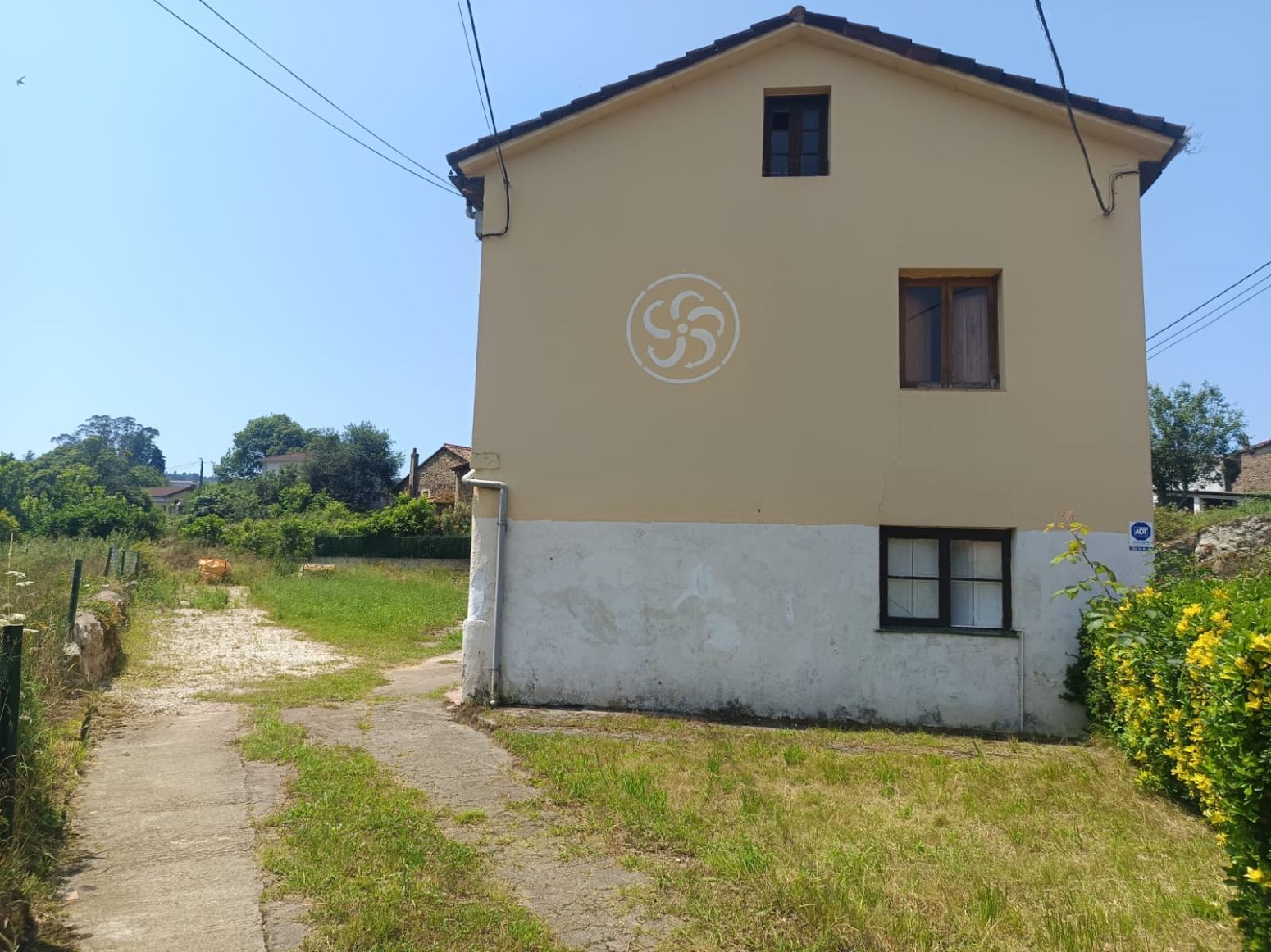 Exterior view of House or chalet for sale in Villaescusa (Cantabria)  with Heating and Private garden