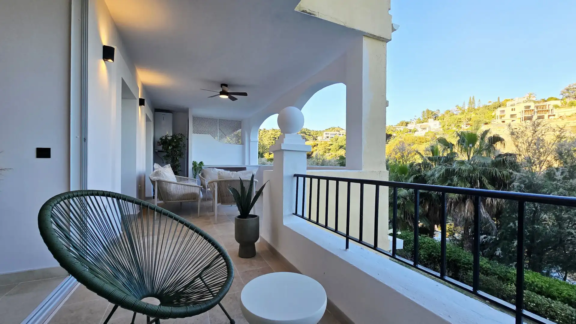 Apartament amb piscina en venda a Benahavís pueblo, imagen 23