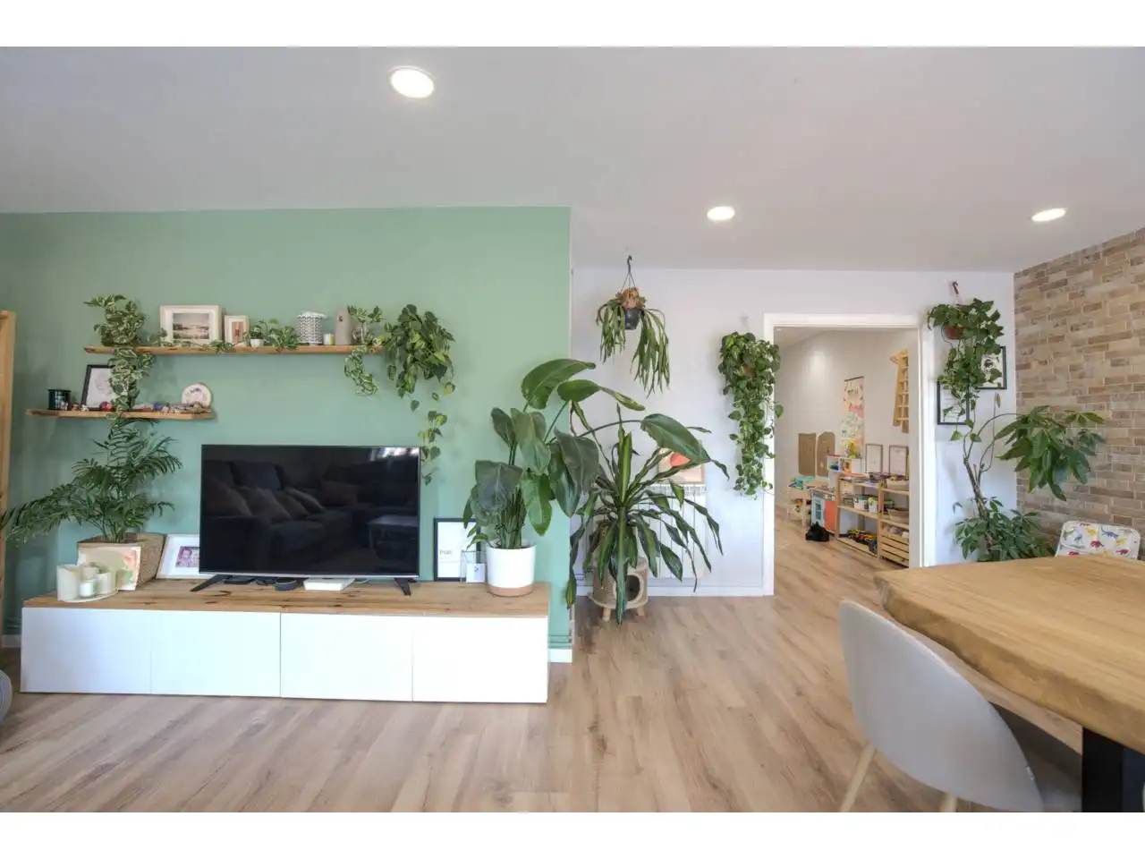 Sala de estar de Dúplex en venta en Terrassa con Aire acondicionado, Calefacción y Parquet