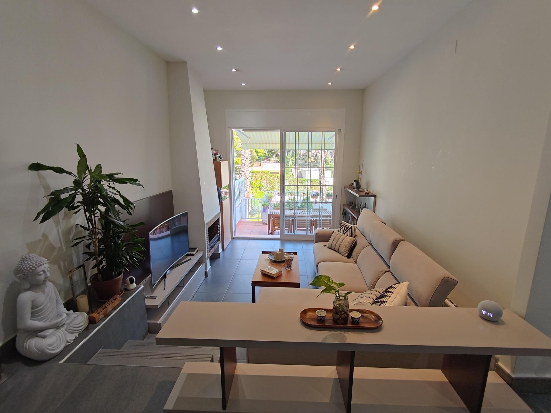 Living room of Single-family semi-detached for sale in  Tarragona Capital  with Heating, Terrace and Storage room