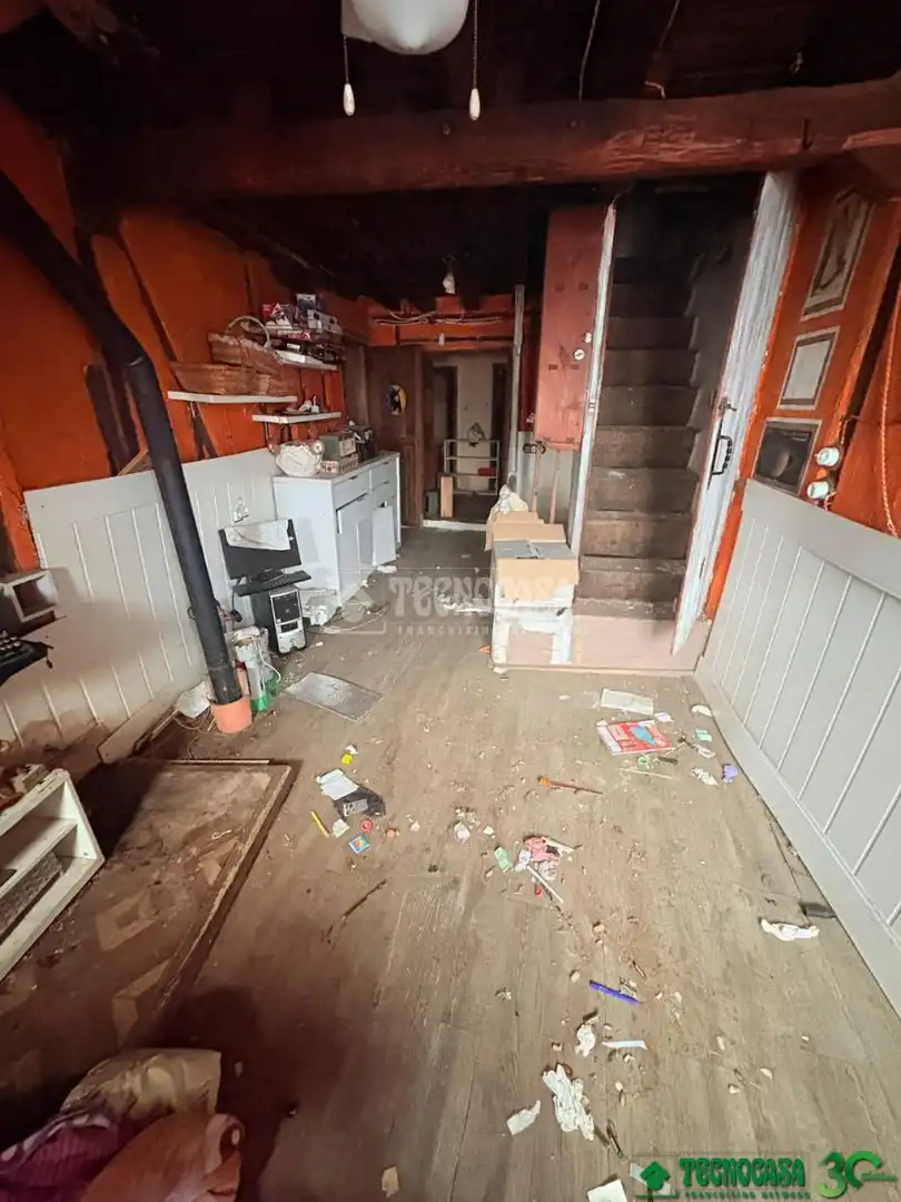 Casa adosada en venda en Guisando amb Calefacció