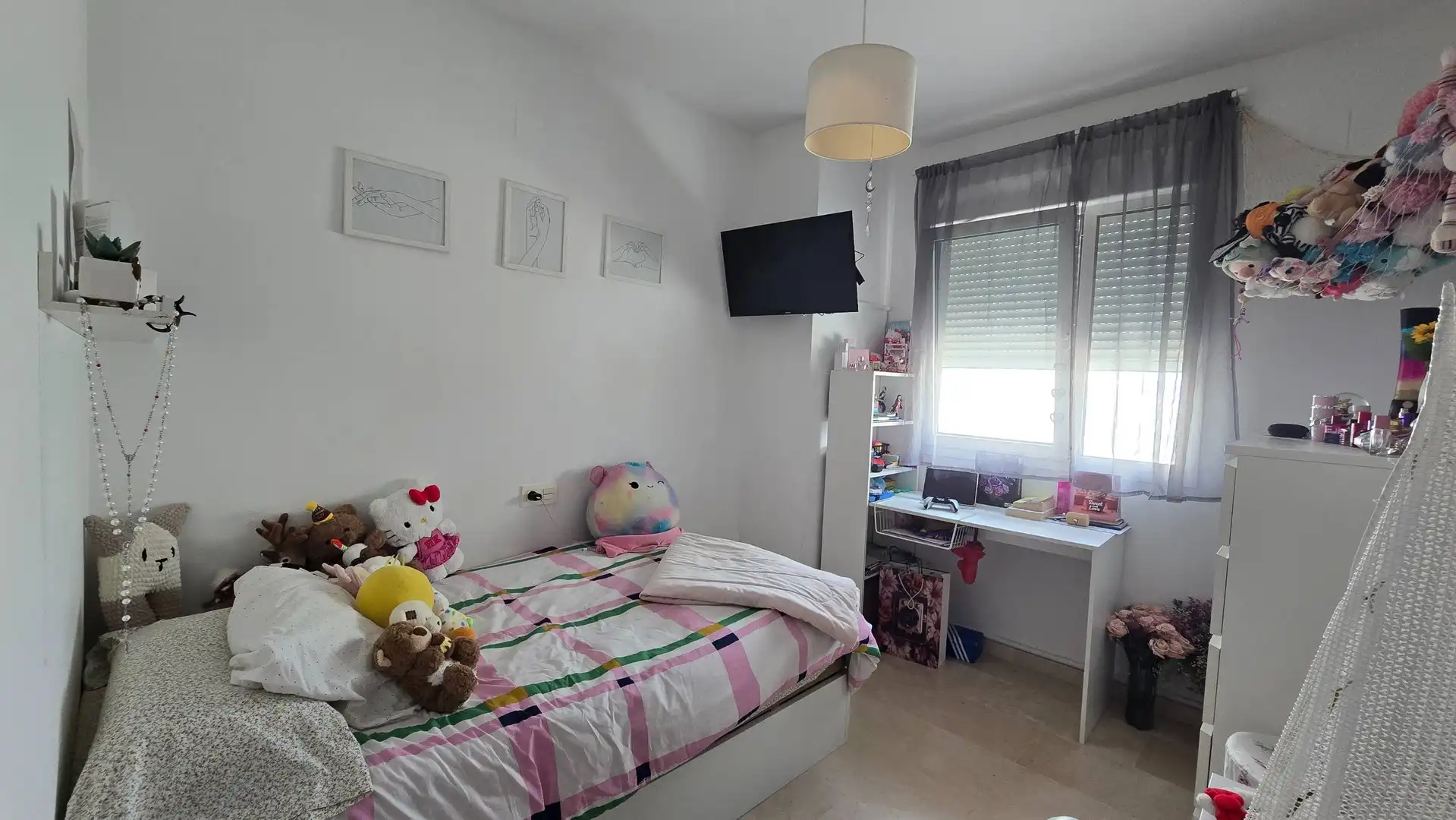 Dormitori de Dúplex en venda en Estepona amb Aire condicionat, Jardí privat i Terrassa