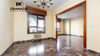 Bedroom of Flat for sale in  Granada Capital  with Air Conditioner and Terrace