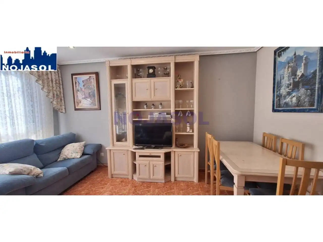 Sala d'estar de Apartament de lloguer en Noja amb Calefacció, Terrassa i Moblat