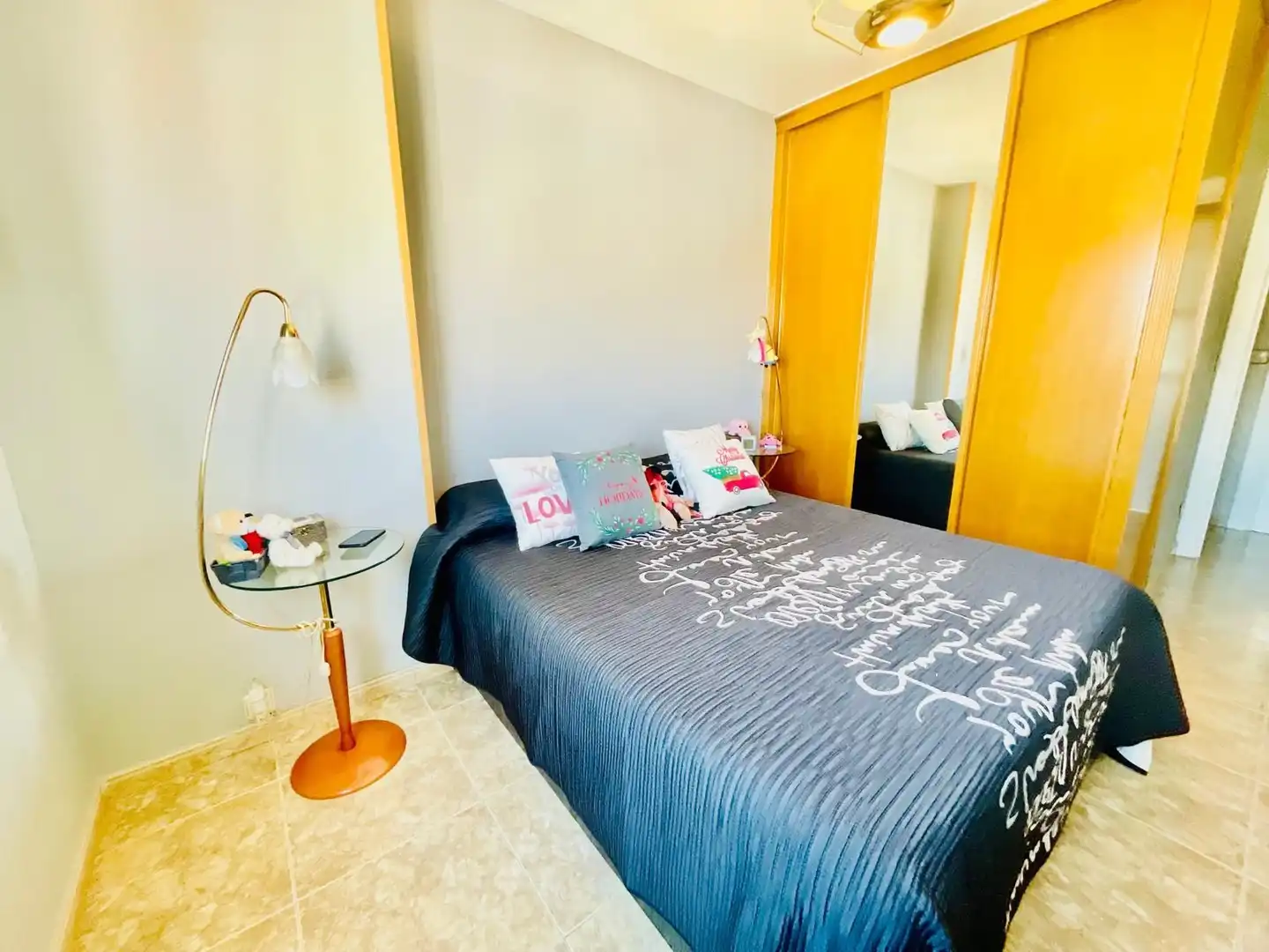 Bedroom of Flat for sale in Zaragoza  with Heating, Terrace and Storage room
