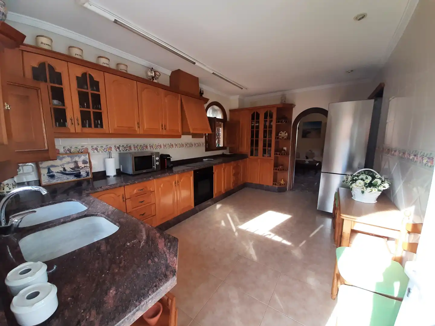 Cocina de Casa o chalet de alquiler en Oliva con Aire acondicionado, Jardín privado y Terraza