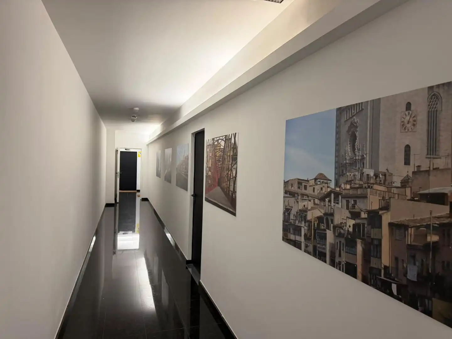 Office for rent in Domeny