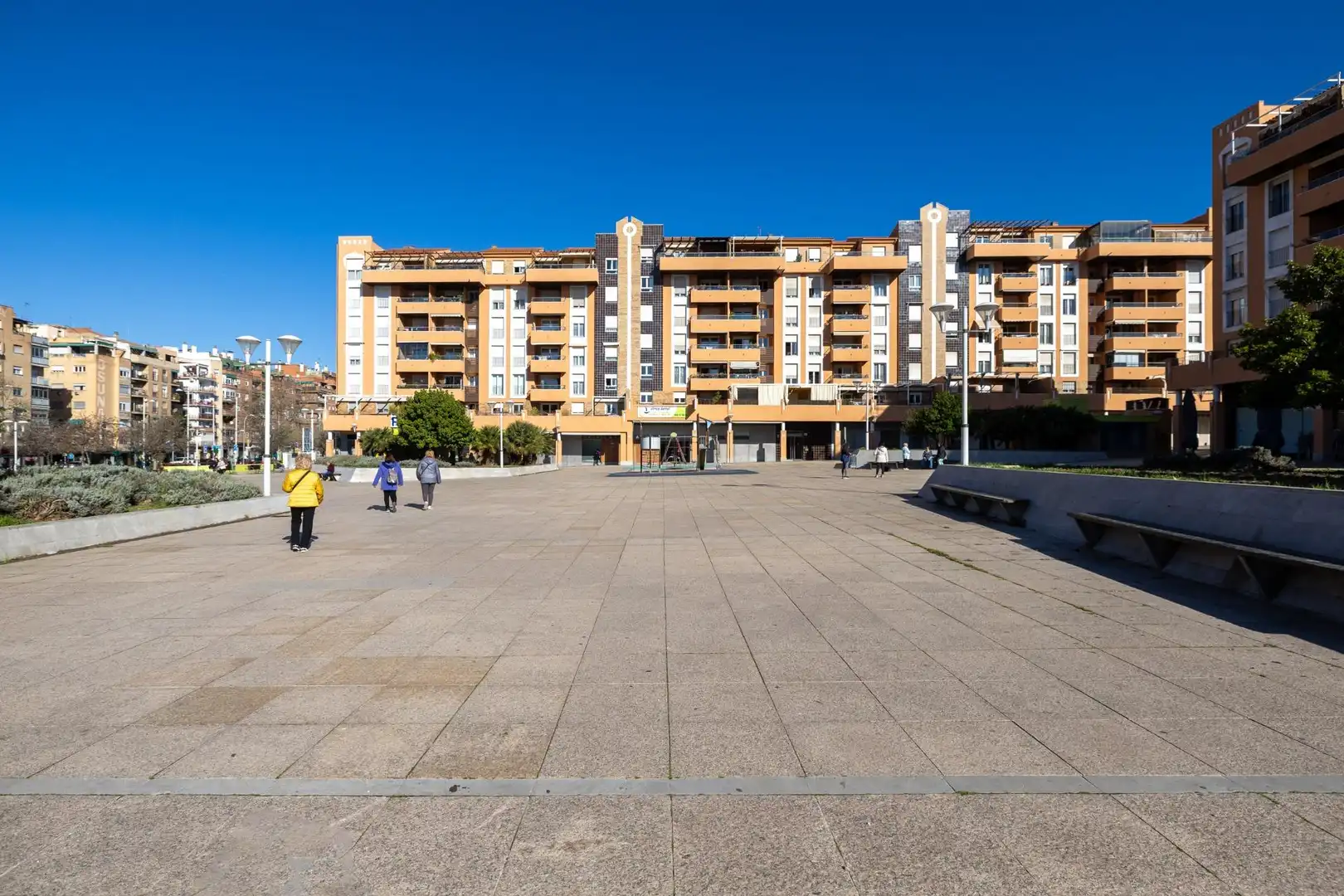 Vista exterior de Piso en venta en Granada con Aire acondicionado, Calefacción y Terraza