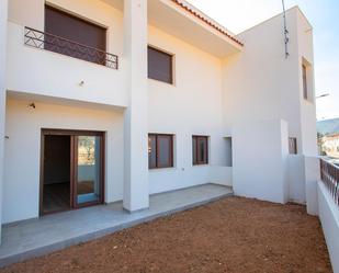 Exterior view of Single-family semi-detached for sale in Hondón de las Nieves / El Fondó de les Neus  with Air Conditioner and Terrace