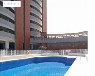 Swimming pool of Flat to rent in  Sevilla Capital  with Air Conditioner, Private garden and Parquet flooring