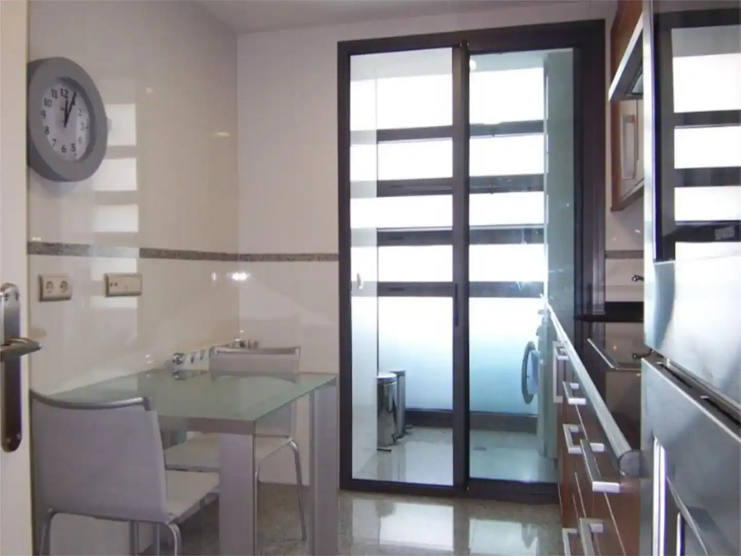 Badezimmer von Wohnung zur Miete in  Madrid Capital mit Klimaanlage und Schwimmbad