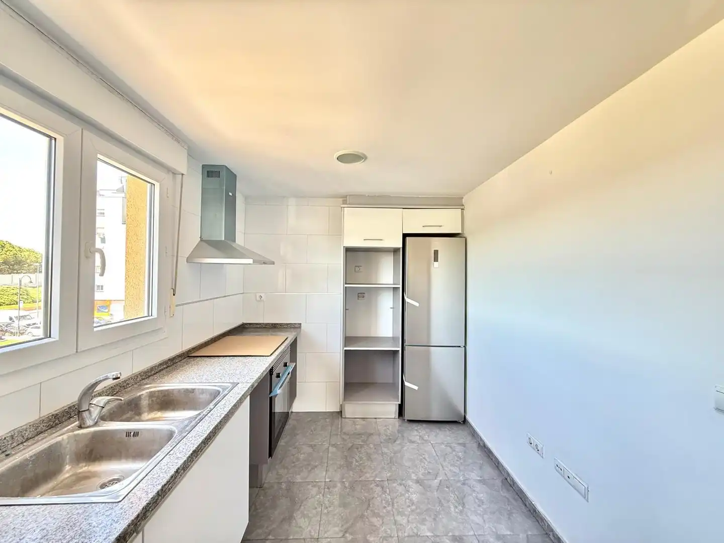 Kitchen of Attic for sale in Alzira  with Alarm