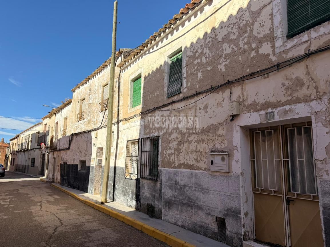 Casa adosada en venta