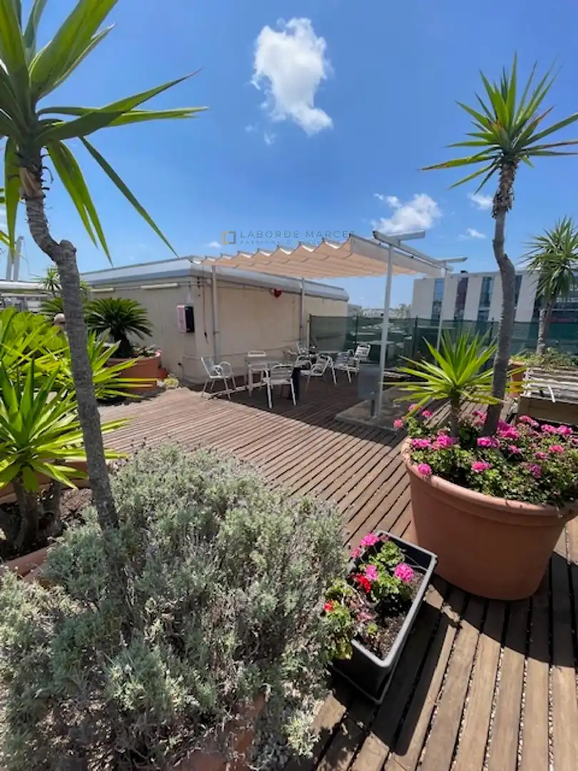 Terrasse von Gebäude zur Miete in L'Hospitalet de Llobregat